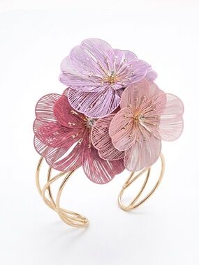 NWT ⚜️🌸⚜️ Piper K Pink 3D Flower Corsage Wire Cuff Bracelet